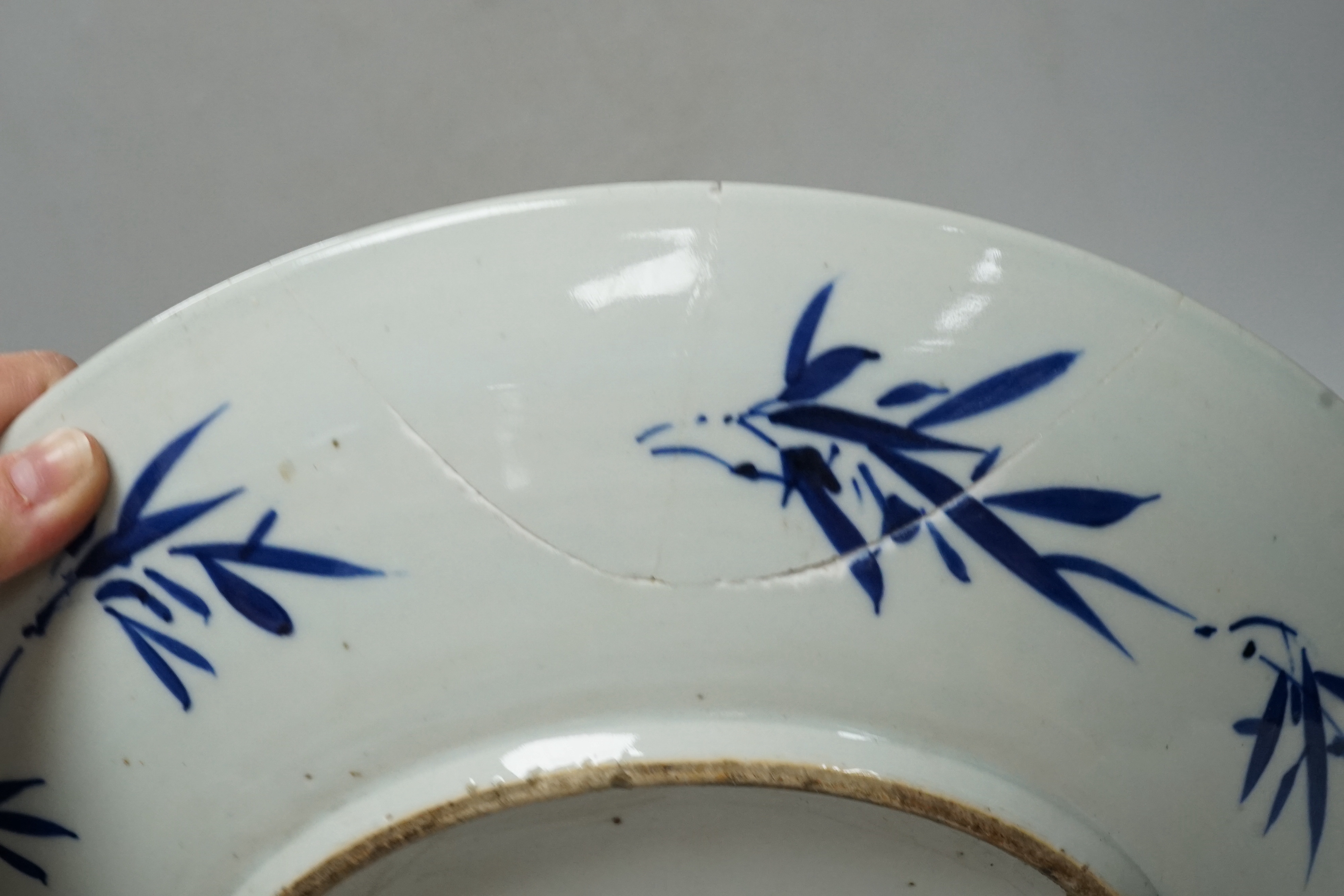 A small Nanking Cargo teabowl and saucer, and other 18th/19th century Chinese blue and white ceramics, tallest 21cm